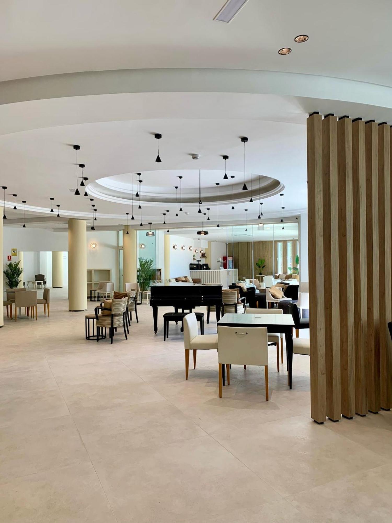 Ohtels Gran Hotel Алмерия Екстериор снимка