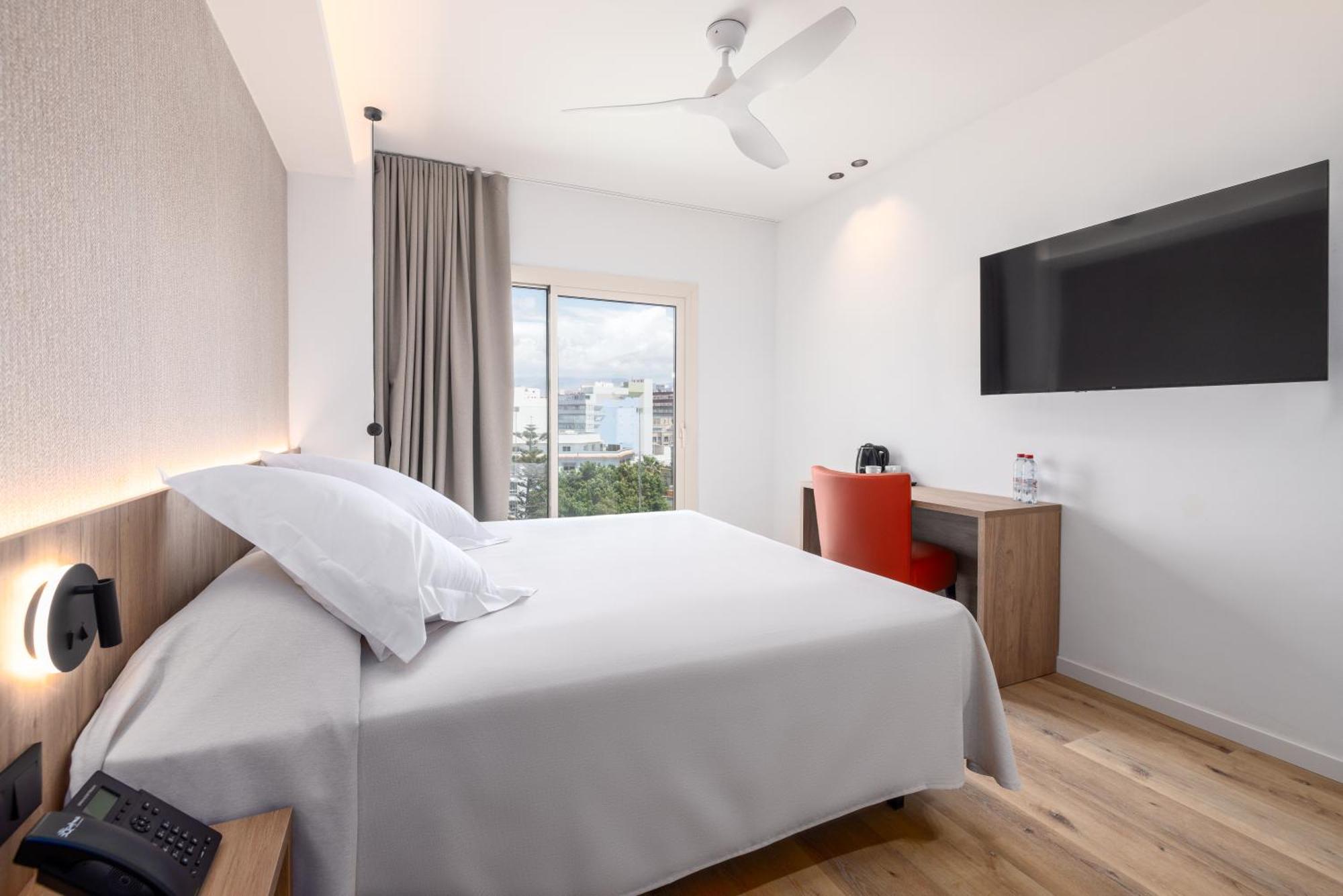 Ohtels Gran Hotel Алмерия Стая снимка