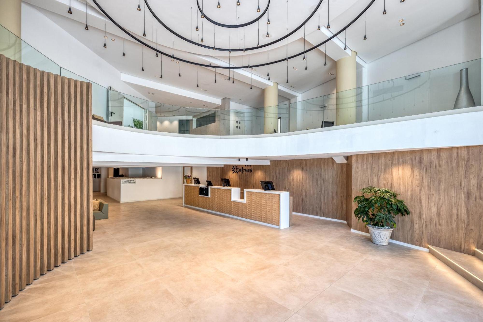 Ohtels Gran Hotel Алмерия Екстериор снимка